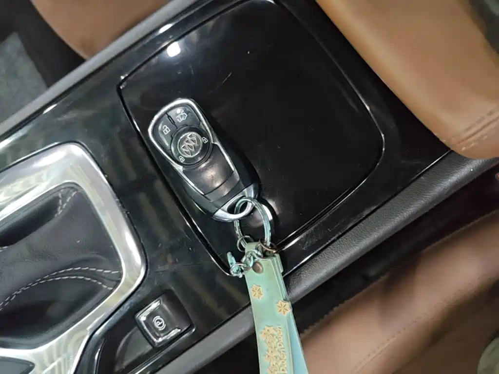 Buick Regal — фото 8