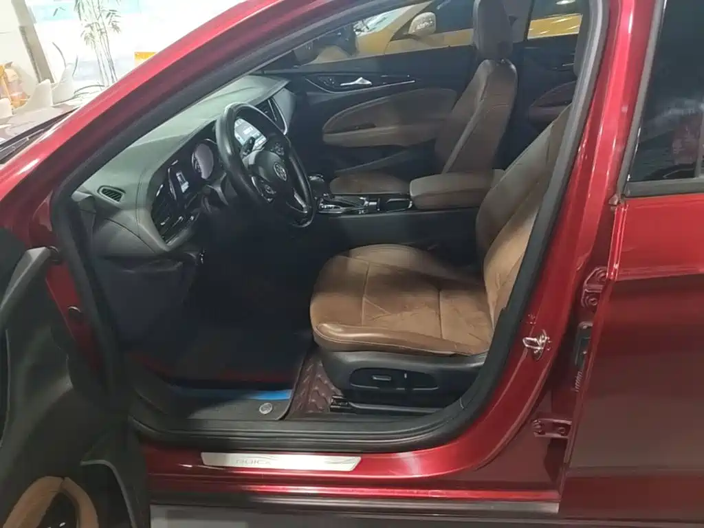 Buick Regal — фото 14