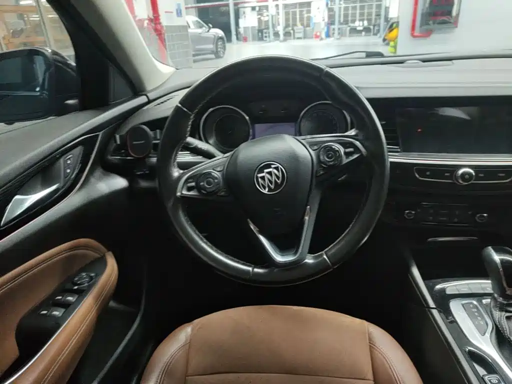 Buick Regal — фото 14