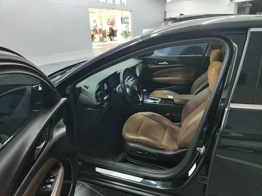 Buick Regal — фото 20