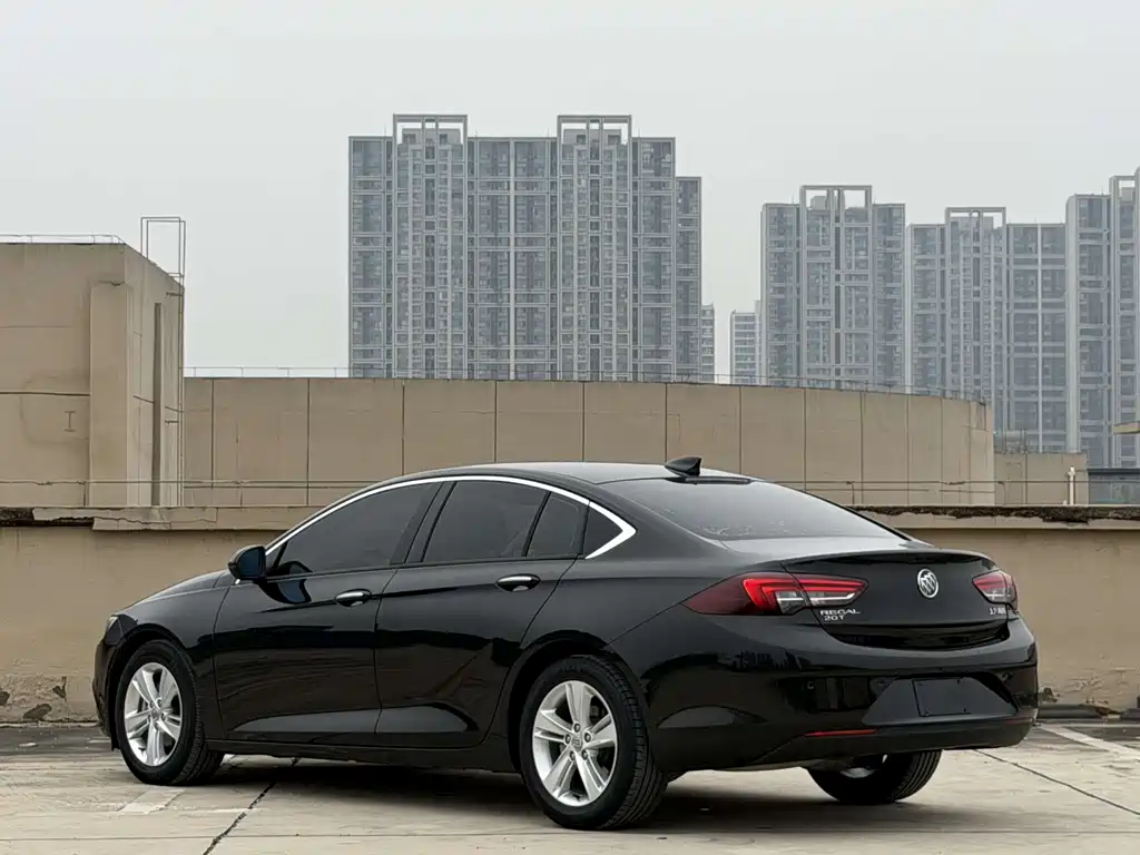 Buick Regal — фото 9