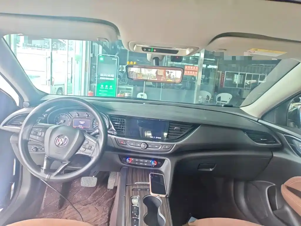 Buick Regal — фото 9