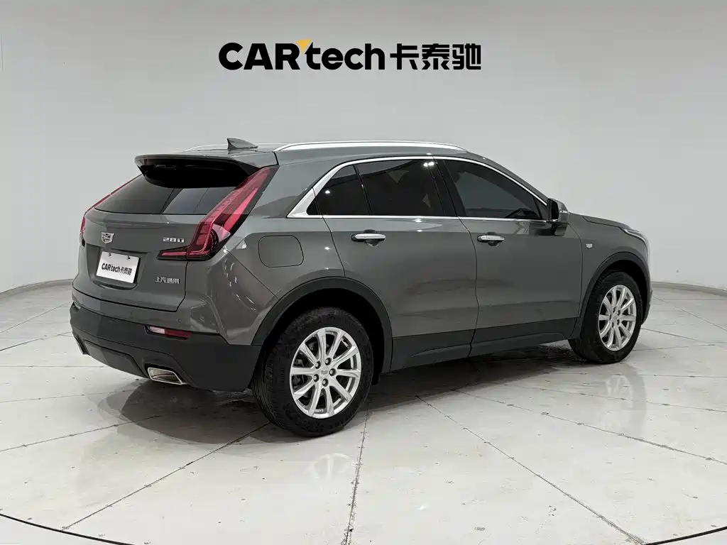 Cadillac XT4 — фото 5