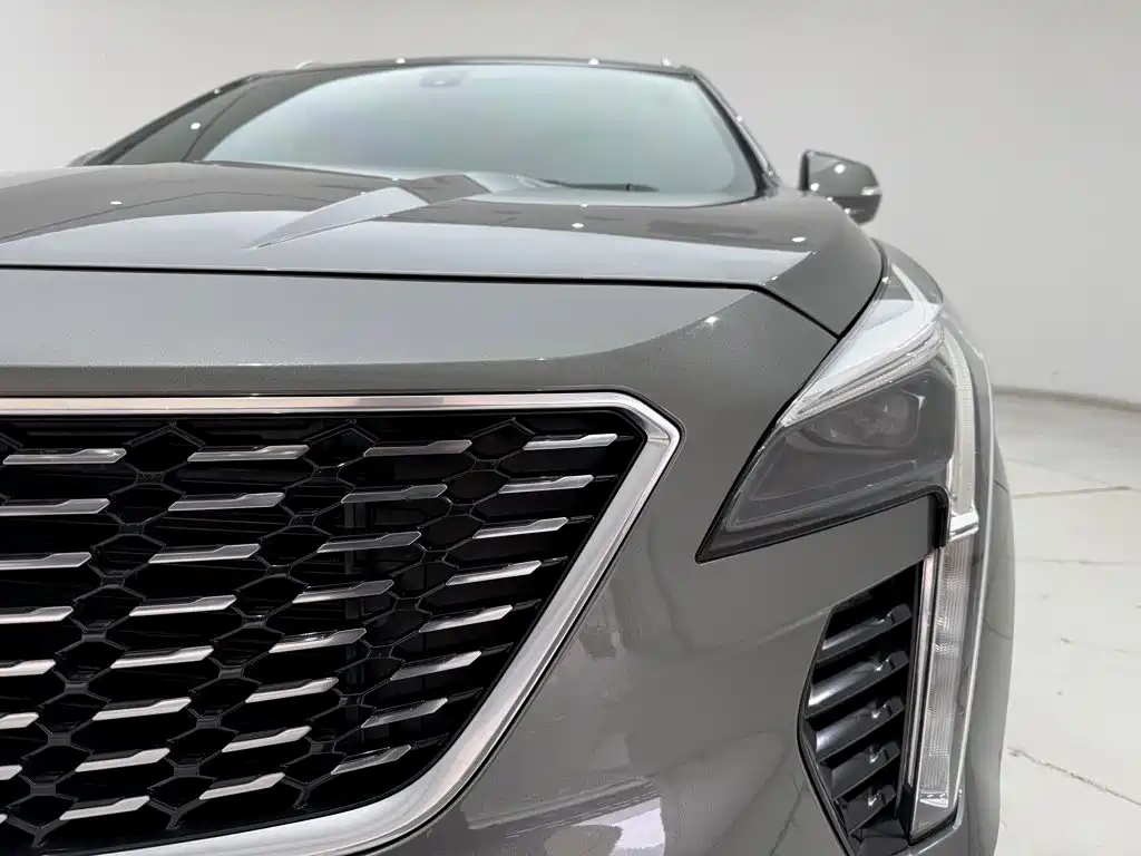 Cadillac XT4 — фото 9