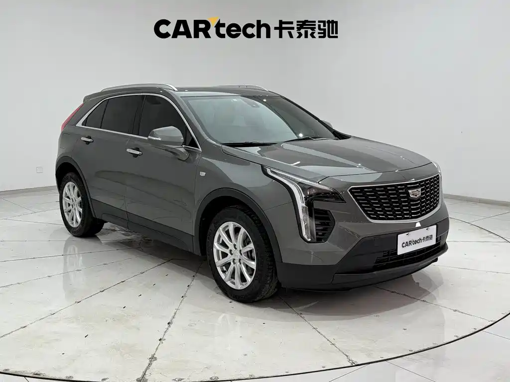 Cadillac XT4 — фото 2