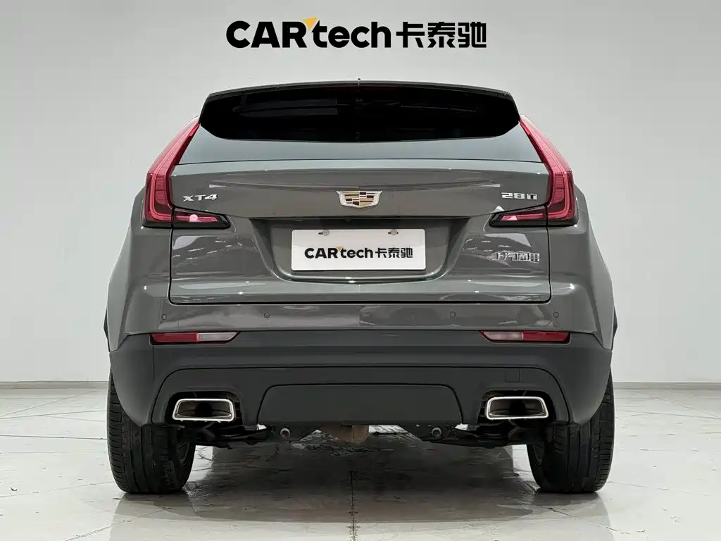 Cadillac XT4 — фото 6
