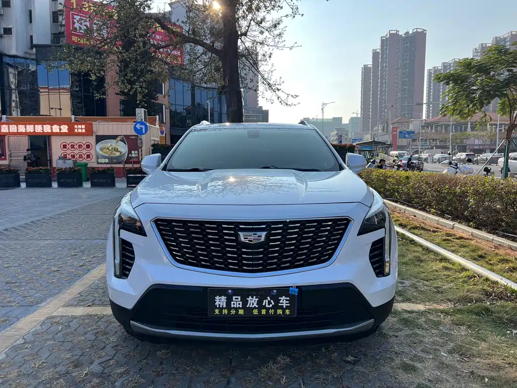 Cadillac XT4 — фото 2