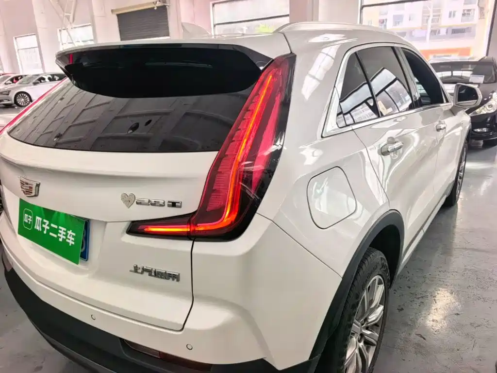 Cadillac XT4 — фото 7