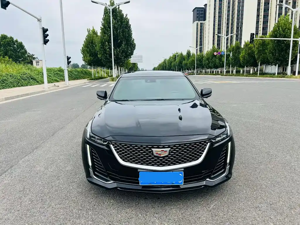Cadillac CT5 — фото 2