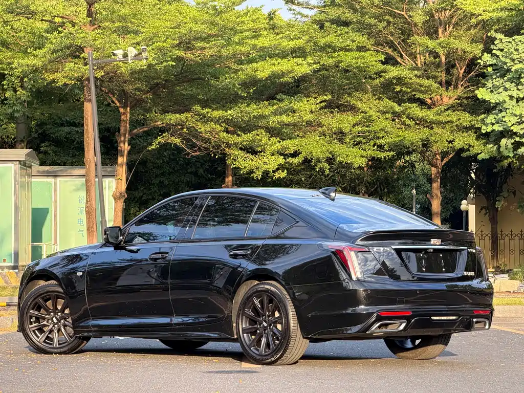 Cadillac CT5 — фото 5