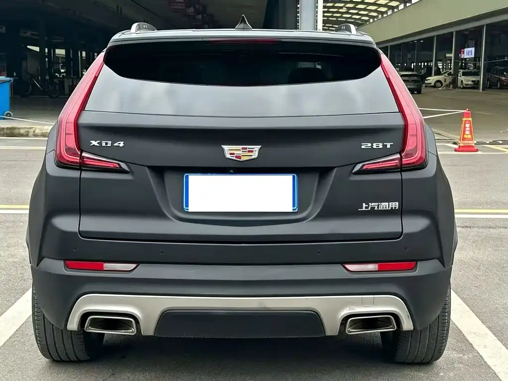 Cadillac XT4 — фото 8