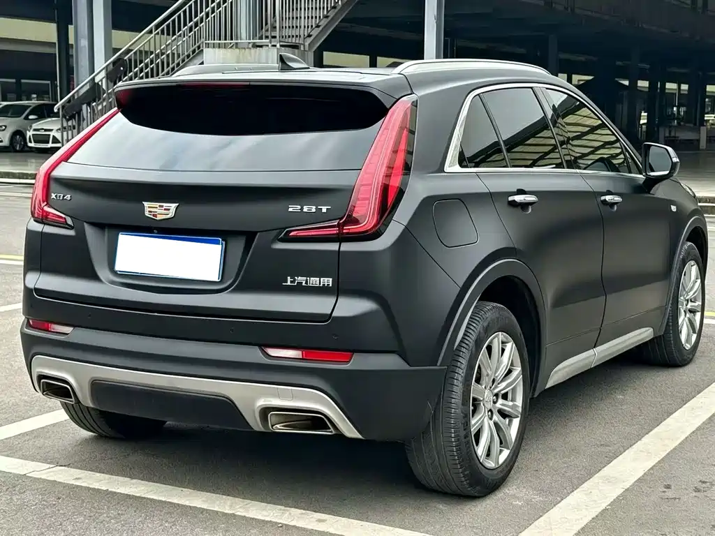 Cadillac XT4 — фото 9