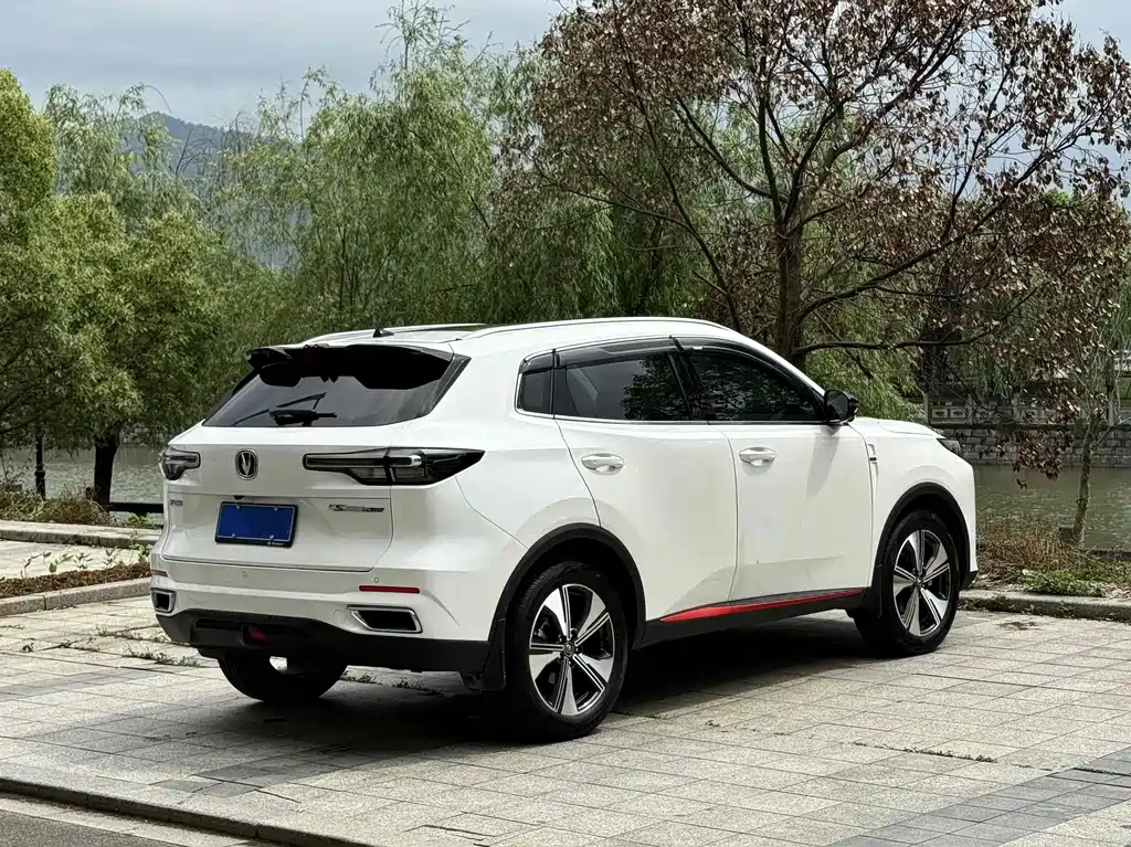 Changan CS55PLUS — фото 4
