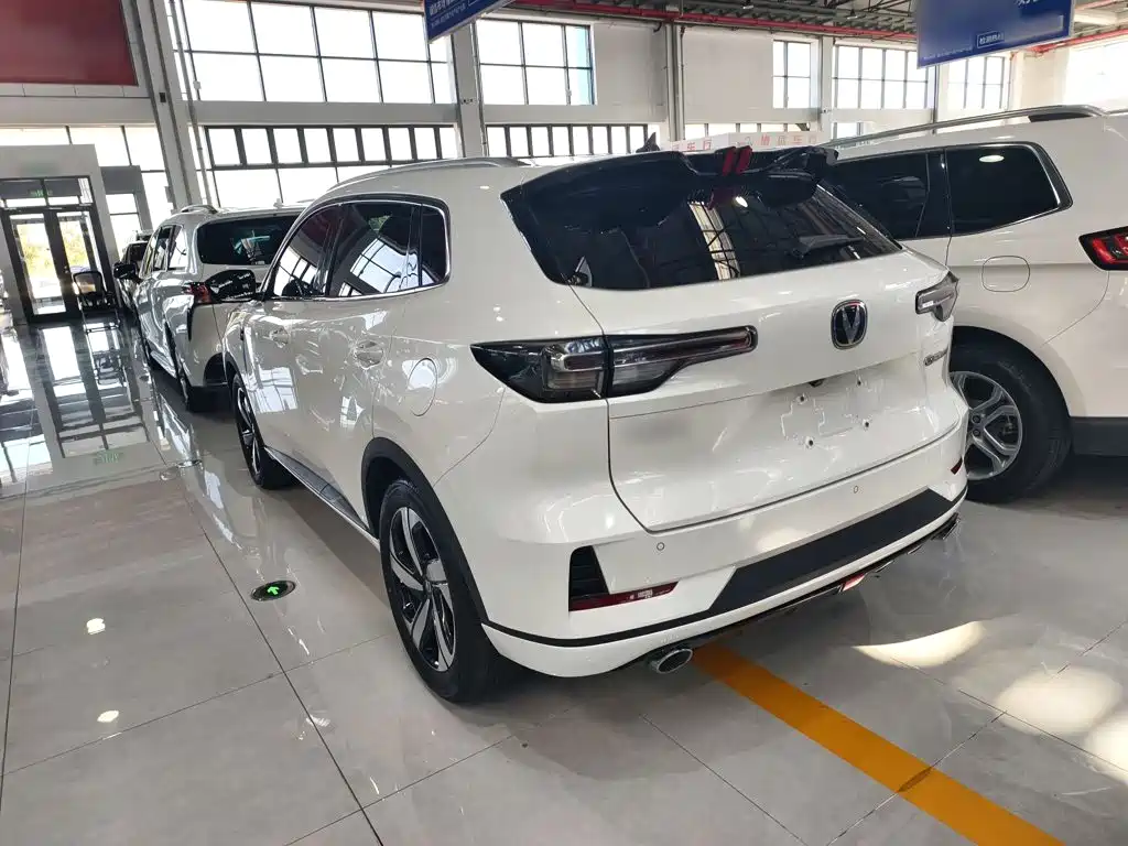 Changan CS55PLUS — фото 11