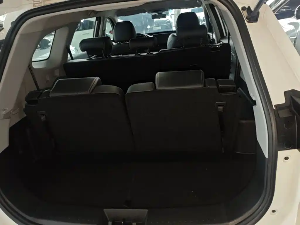 Chery Tiggo 8 — фото 18