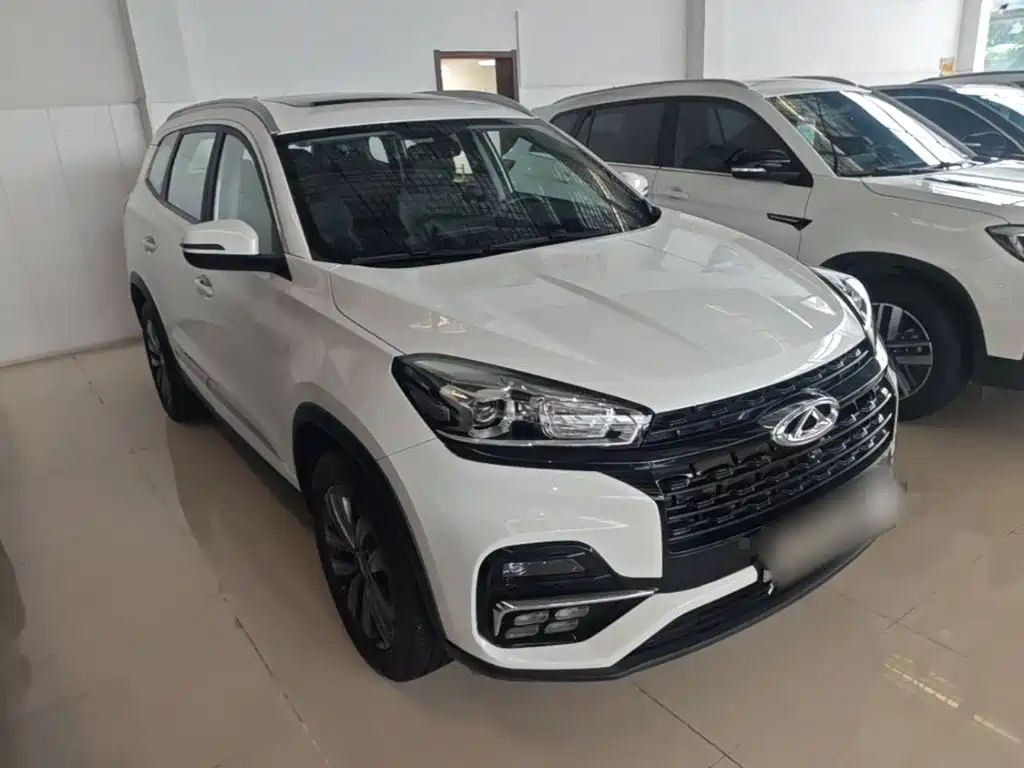 Chery Tiggo 8 — фото 3