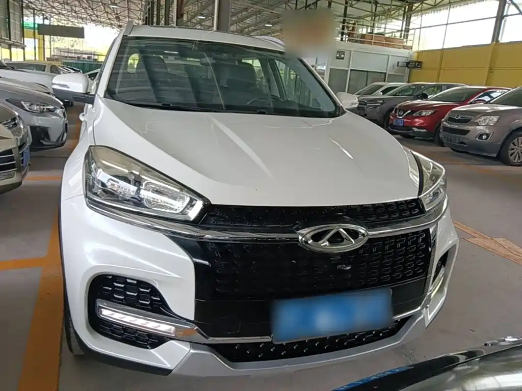 Chery Tiggo 8 — фото 2