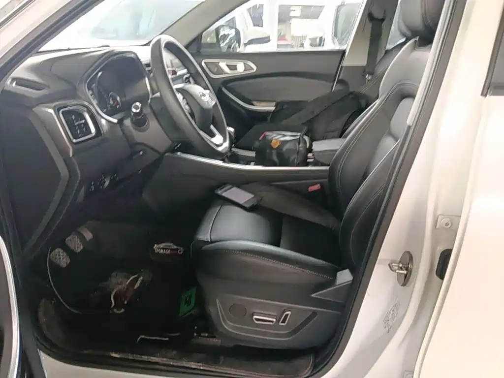 Chery Tiggo 8 — фото 14