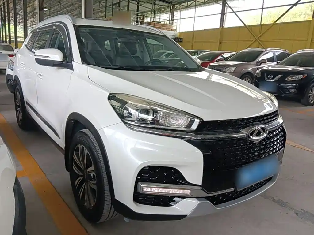 Chery Tiggo 8 — фото 3