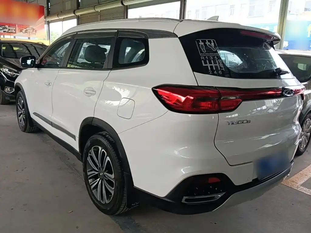 Chery Tiggo 8 — фото 4