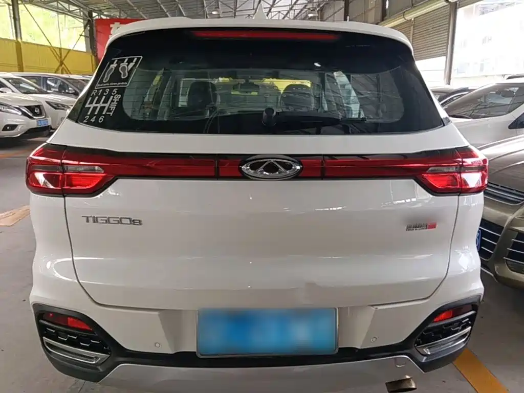 Chery Tiggo 8 — фото 5