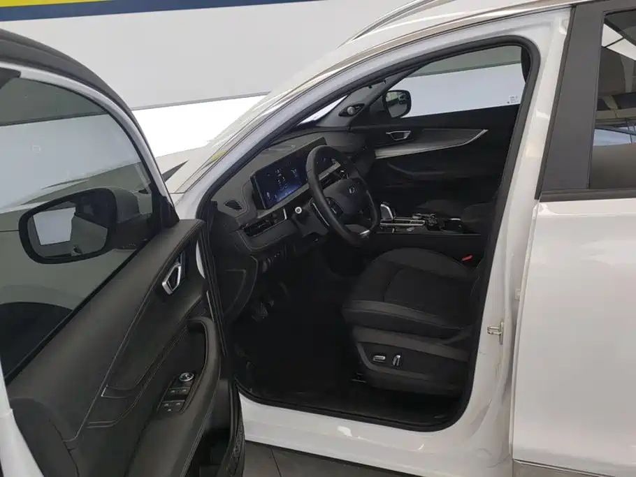 Chery Tiggo 8 PLUS — фото 9