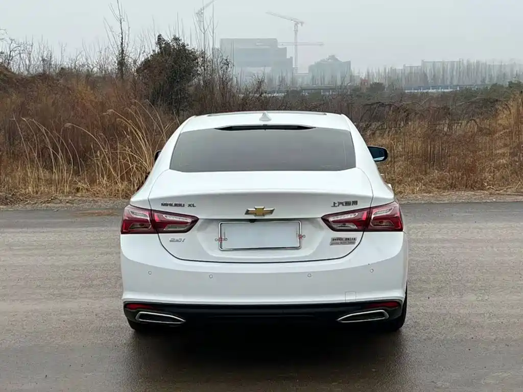 Chevrolet Malibu XL — фото 21