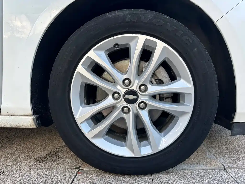 Chevrolet Malibu XL — фото 20