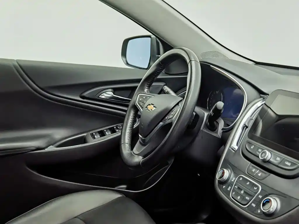 Chevrolet Malibu XL — фото 22