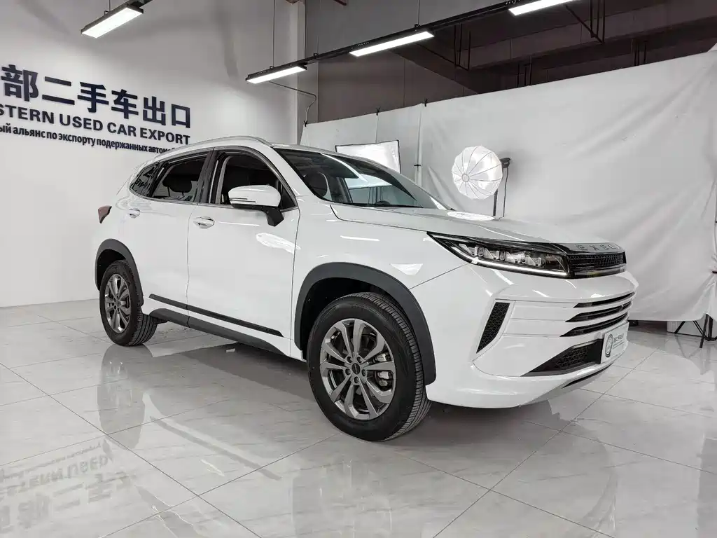 Exeed Zhaofeng — фото 3