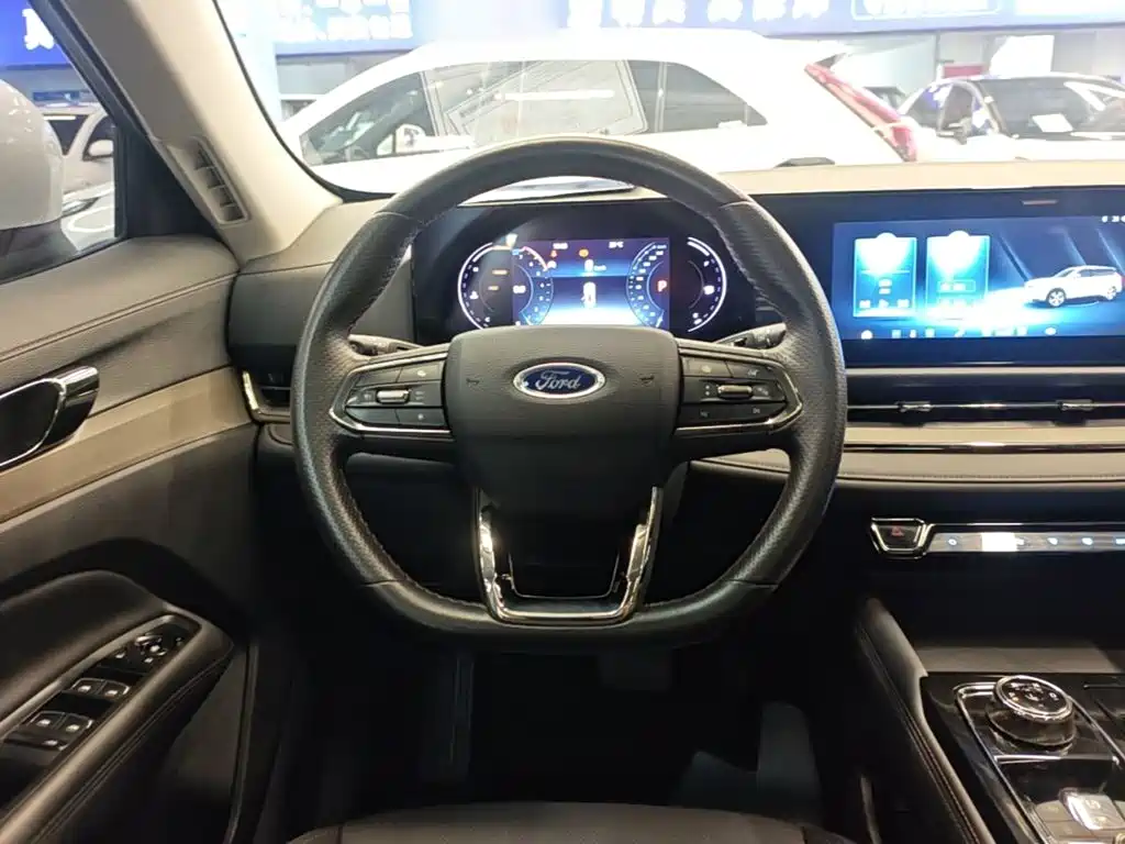 Ford Equator Sport — фото 10