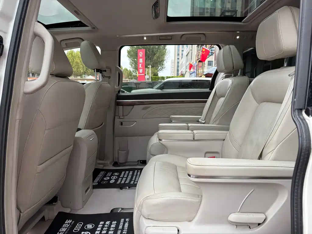 GAC Motor Trumpchi M8 — фото 8