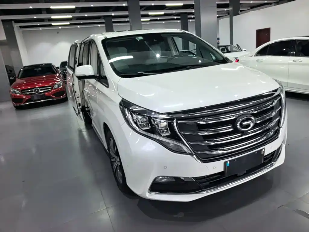 GAC Motor Trumpchi M8 — фото 3