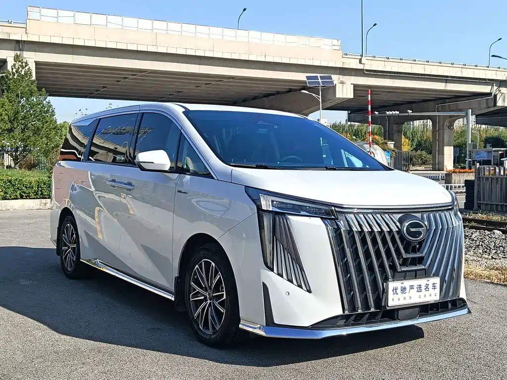 GAC Motor Trumpchi M8 — фото 4