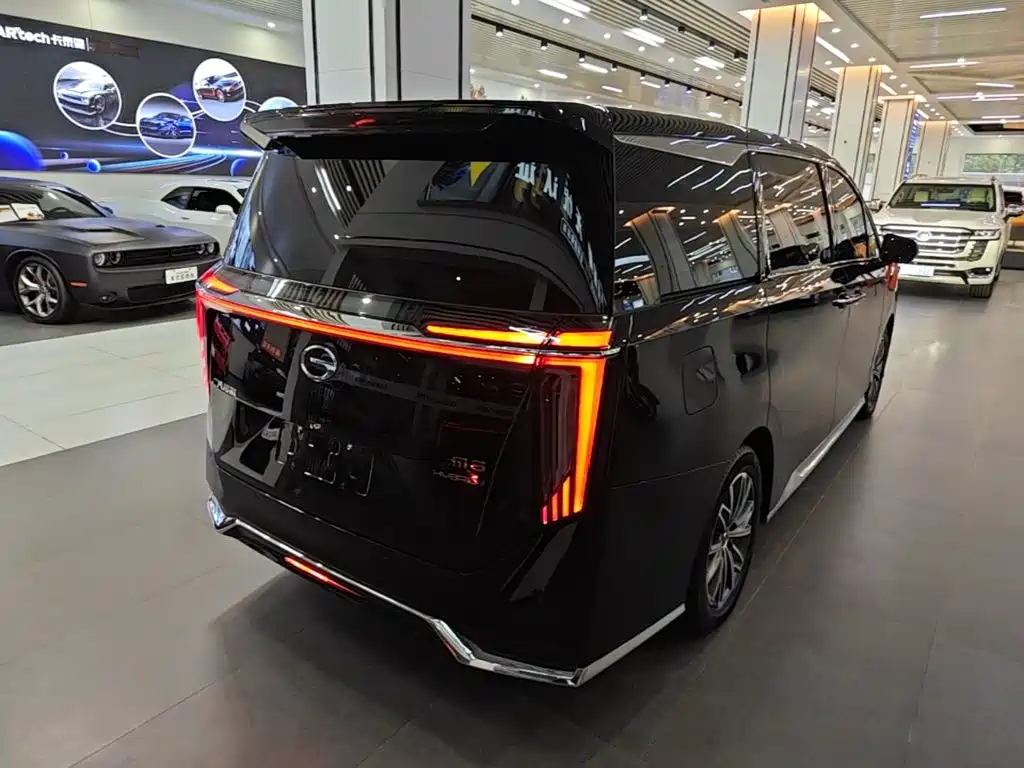 GAC Motor Trumpchi M8 — фото 6
