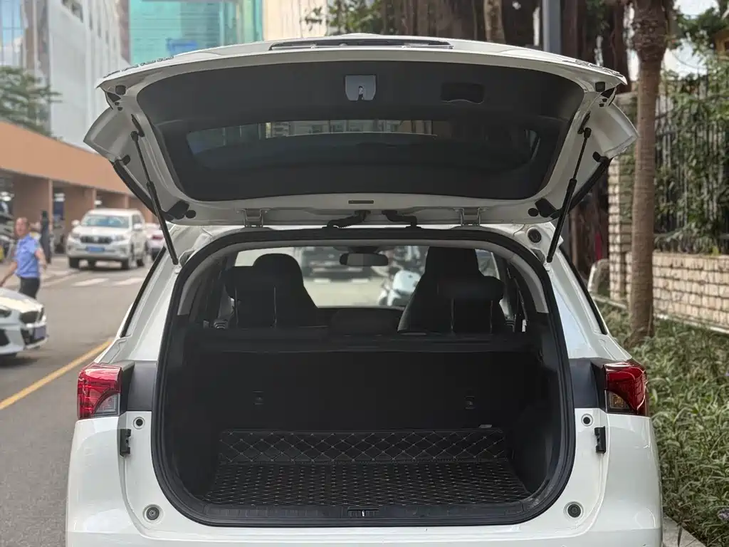 GAC Motor GS4 Hybrid — фото 6