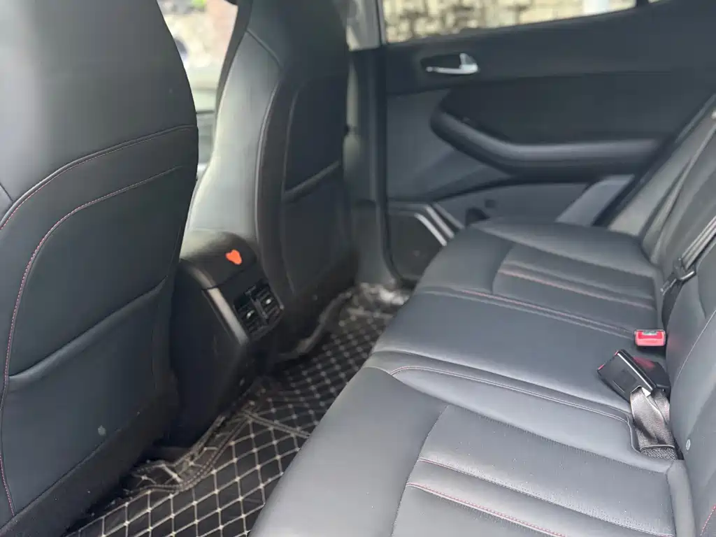 GAC Motor GS4 Hybrid — фото 7