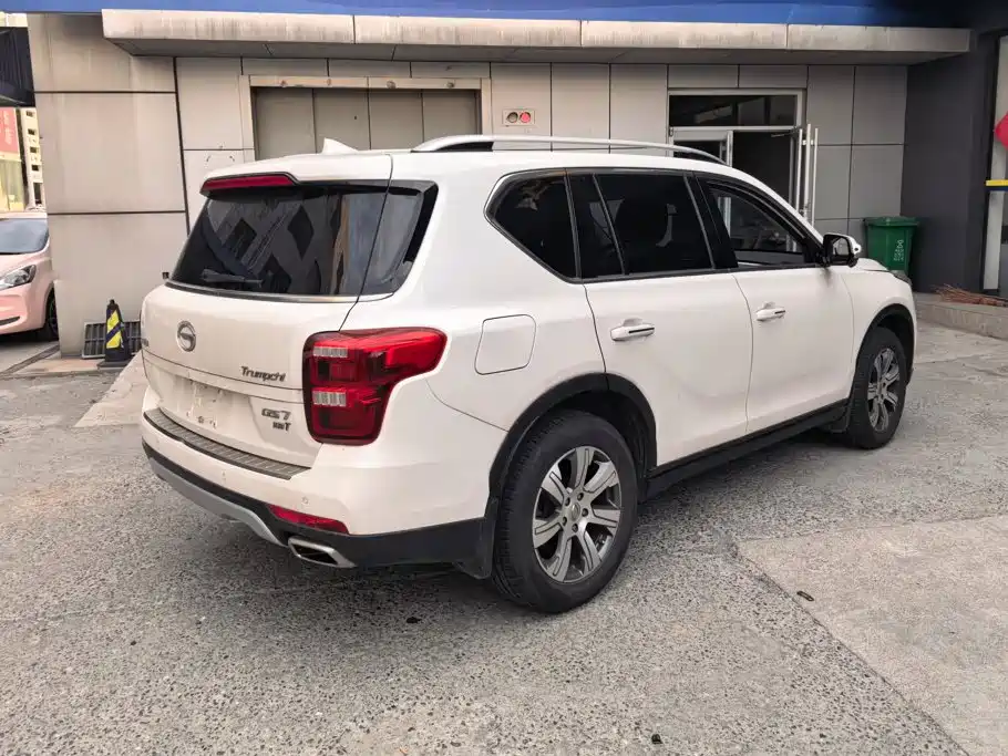 GAC Motor Trumpchi GS7 — фото 3
