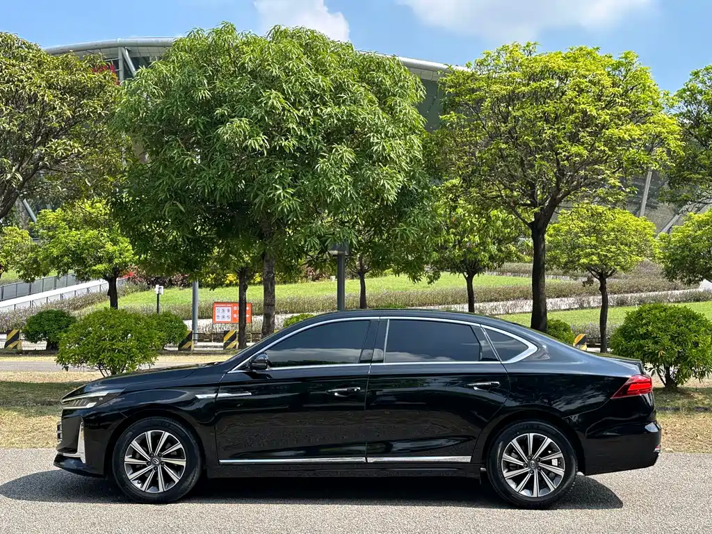 GAC Motor Trumpchi GA8 — фото 29