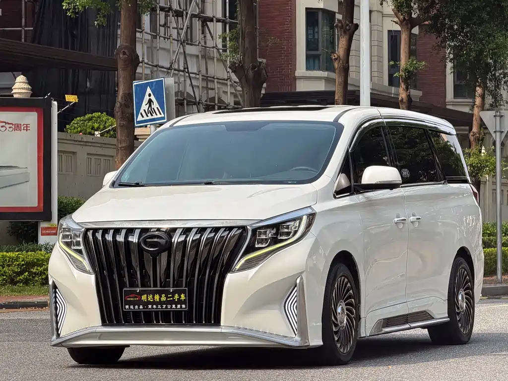 GAC Motor Trumpchi M8 — фото 3