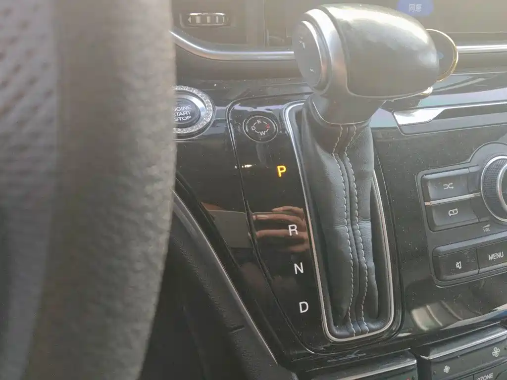 GAC Motor Trumpchi M8 — фото 10