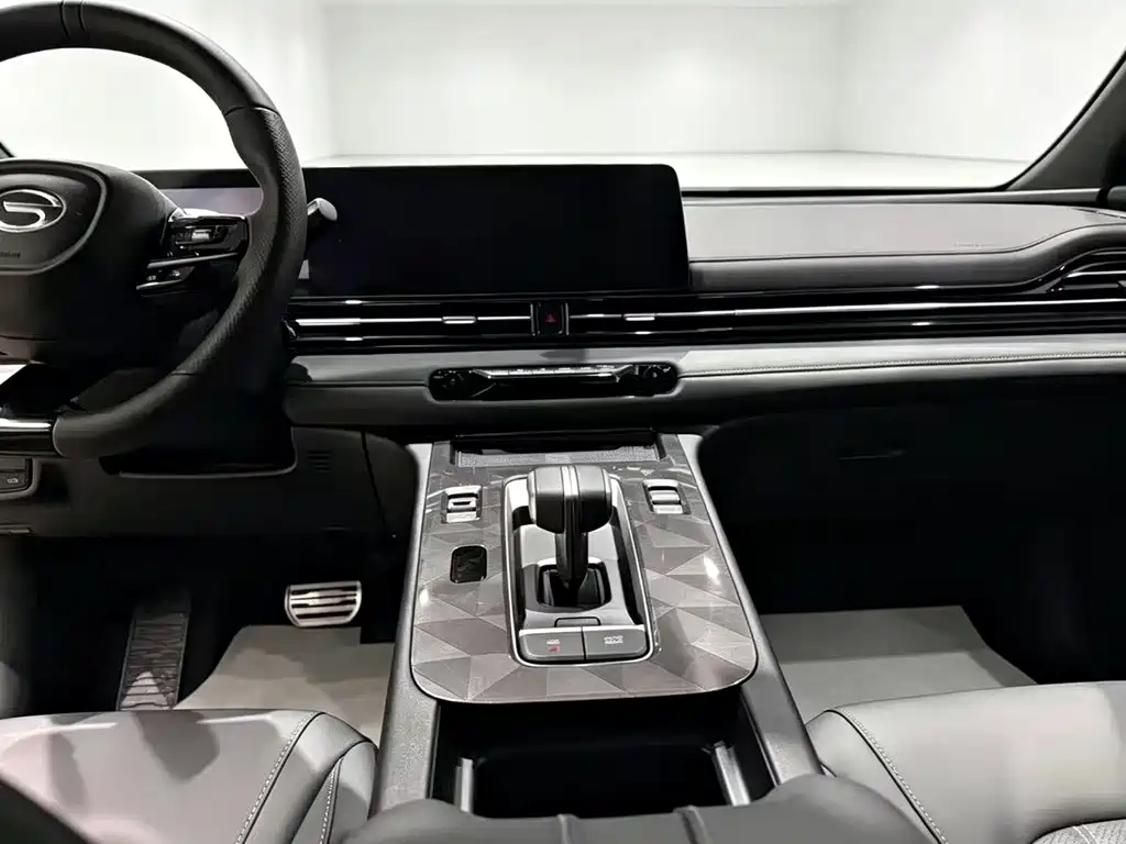 GAC Motor Shadow Leopard — фото 5