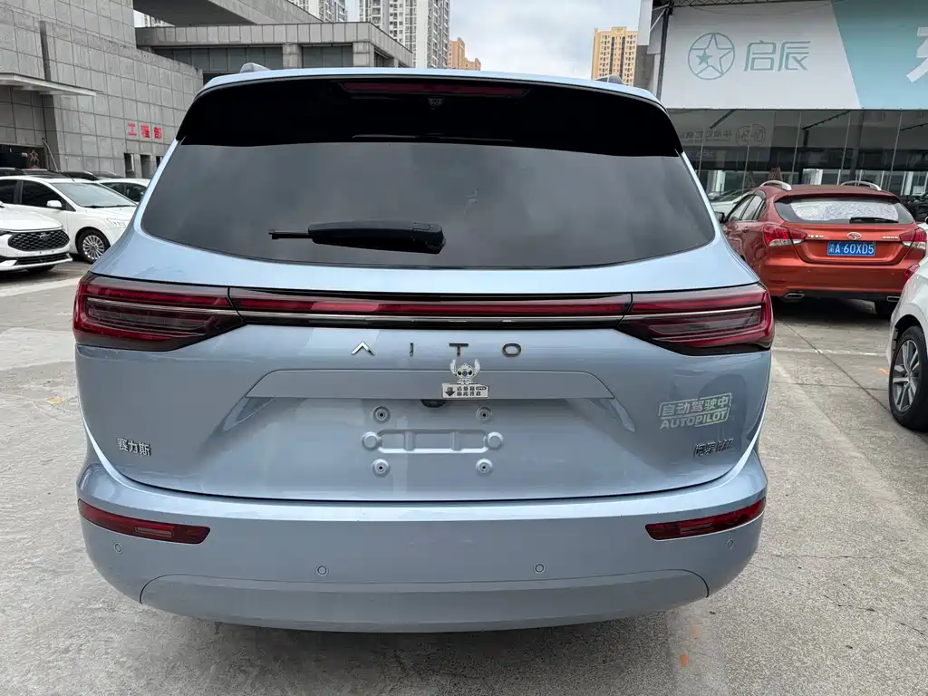AITO AITO M7 — фото 8