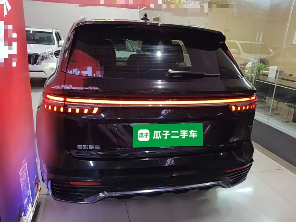 Geely Xingyue L — фото 3