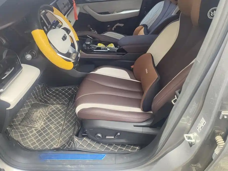 Geely Xingyue L — фото 9