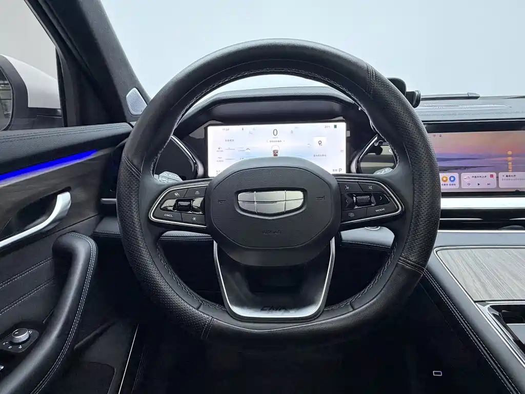 Geely Xingyue L — фото 15
