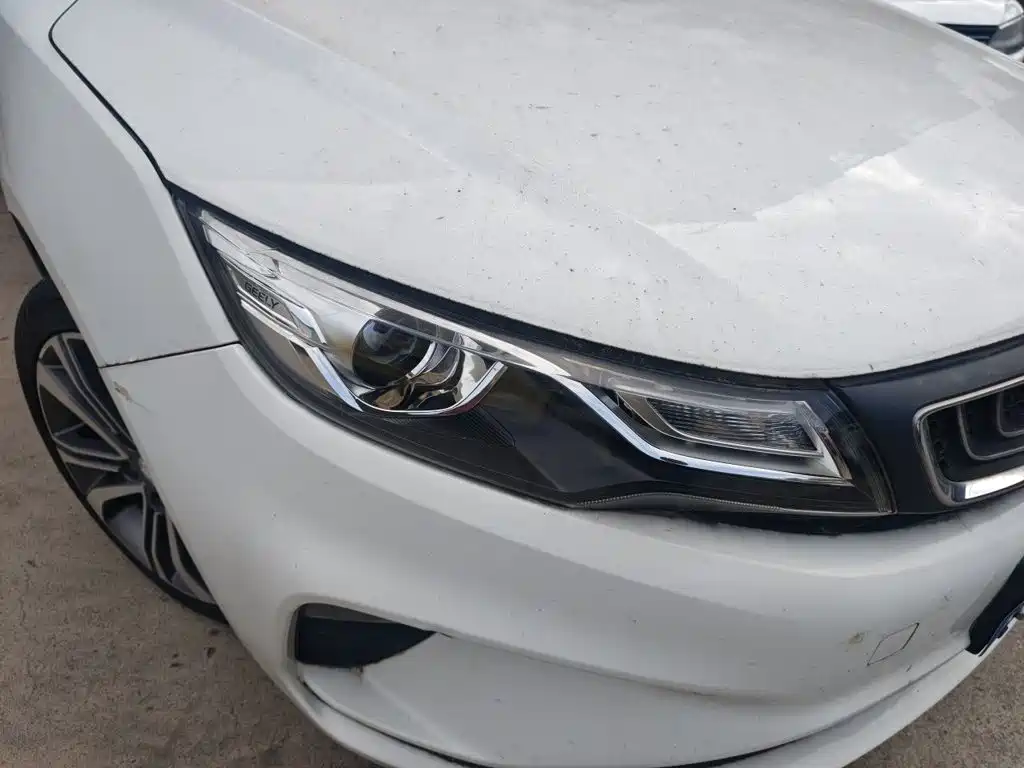Geely Emgrand GL — фото 7