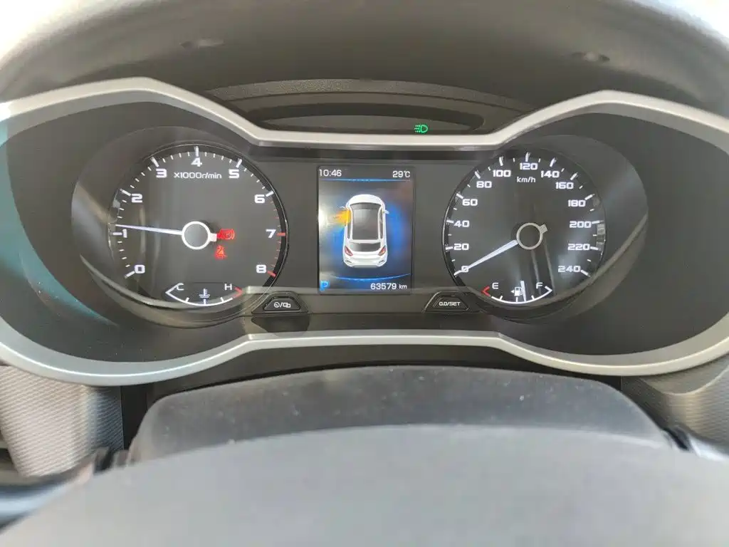 Geely Emgrand GS — фото 13