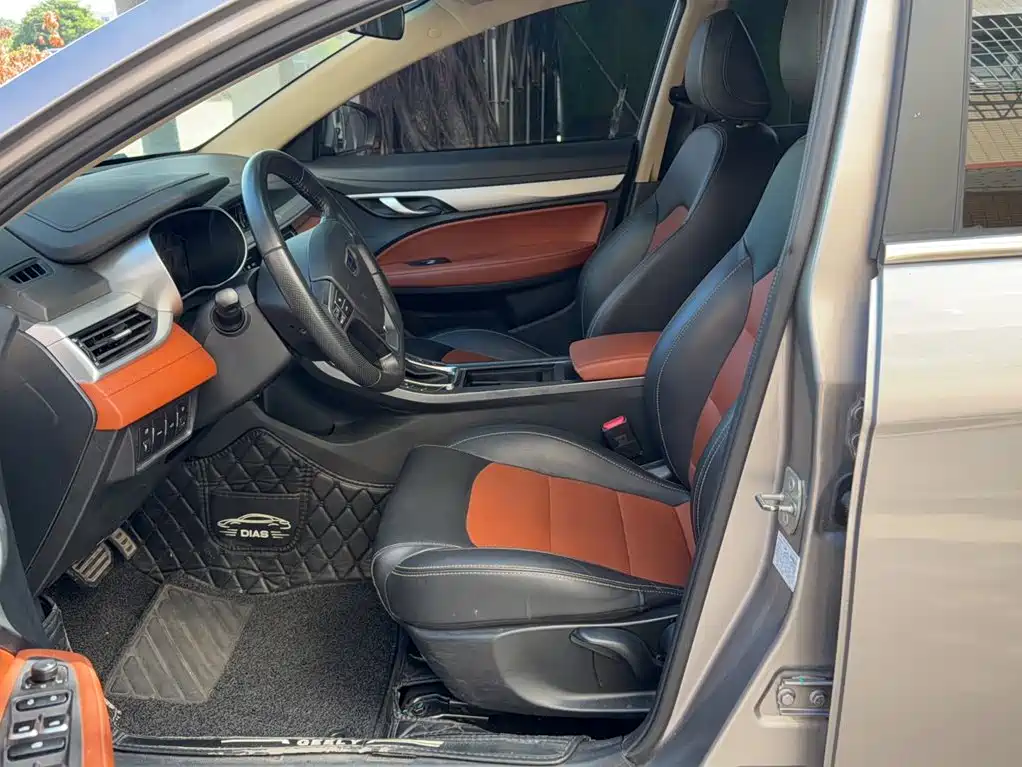Geely Vision S1 — фото 15