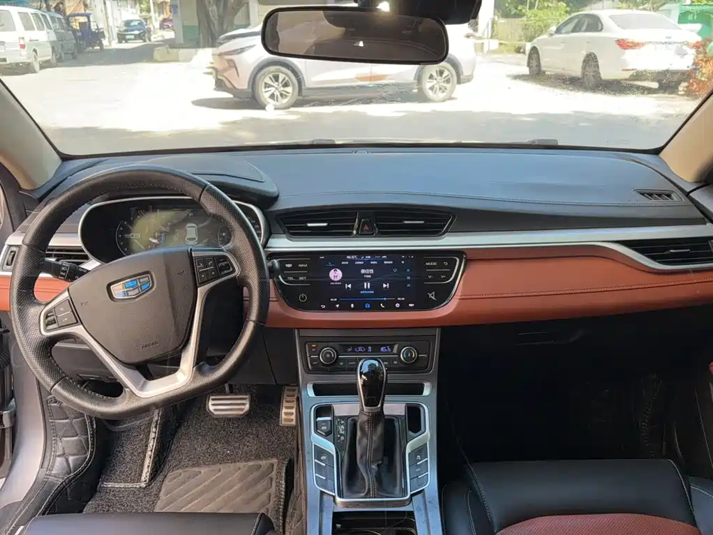 Geely Vision S1 — фото 17